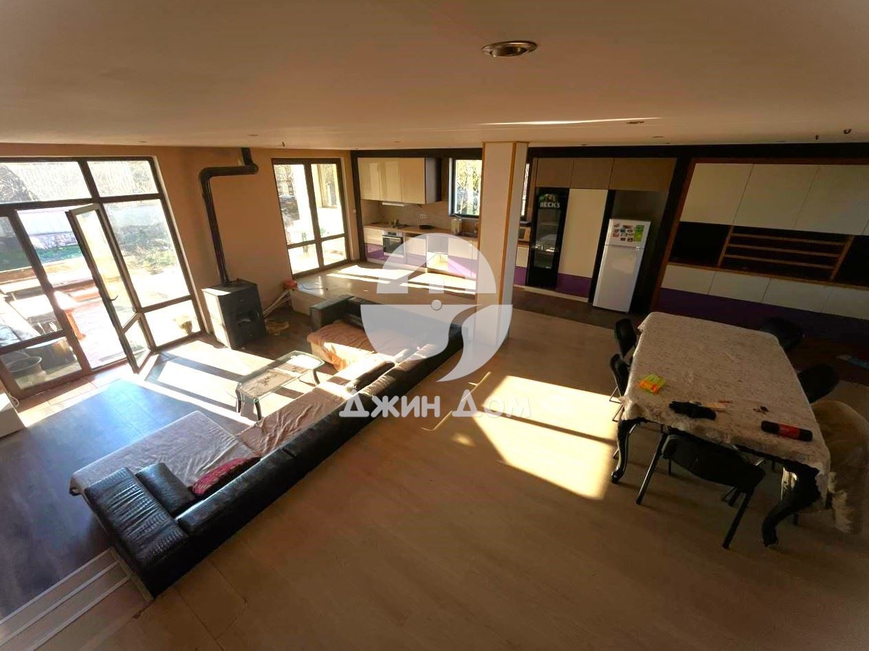 Продава се Къща в с. Каменар, Област Бургас - 300 кв.м за 967 €/кв.м - Снимка #2