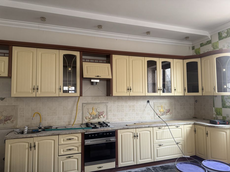 Кухни гарнитур сатылады срочно