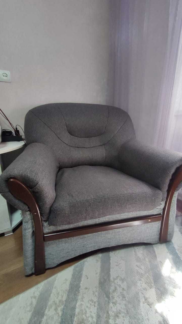Угловой диван с креслом