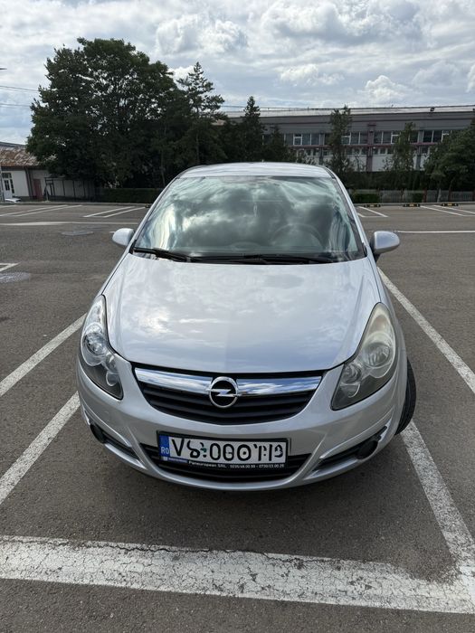 Vând Opel Corsa D