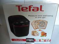 Продавам хлебопекарна Tefal PF 220838.