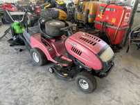 Tractoras tractor tuns iarba gazon 2 pistoane 18 CP  cutie defecta