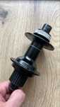 Butuc spate shimano mt510-B / disc shimano center lock 180 rt64