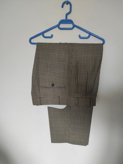 Pantaloni din stofa, eleganti, stil modern