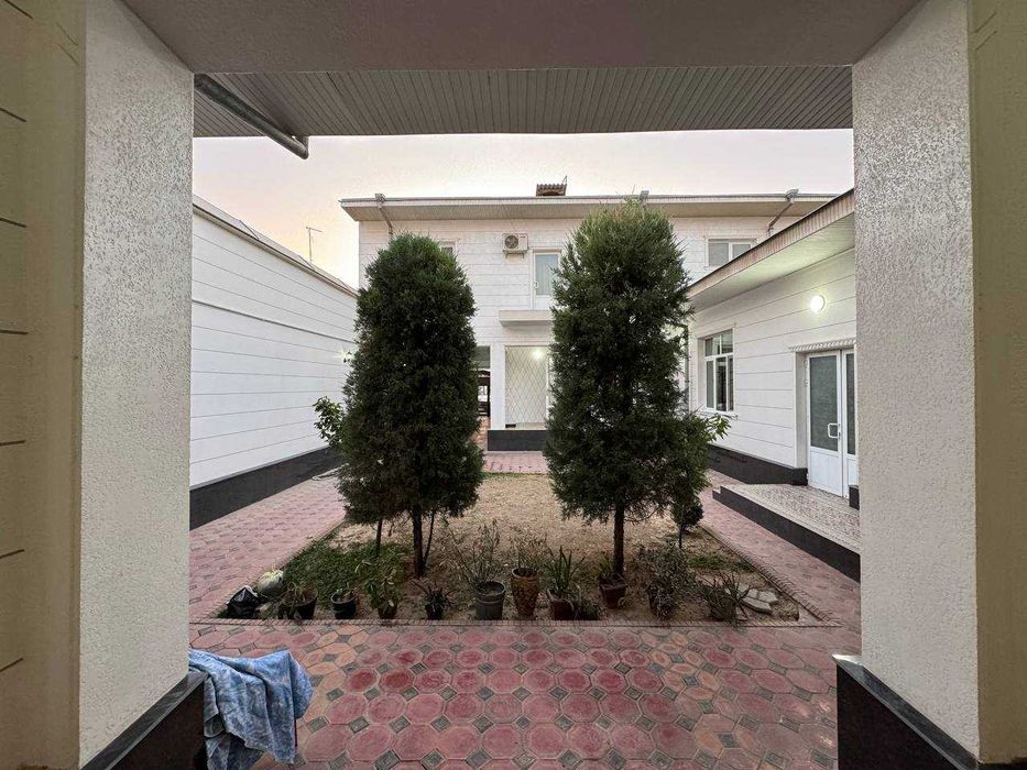 V1825 Продается дом на улица янгиобод  460м2
