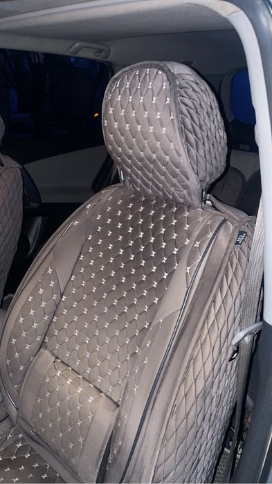 Чехол на автомобиль