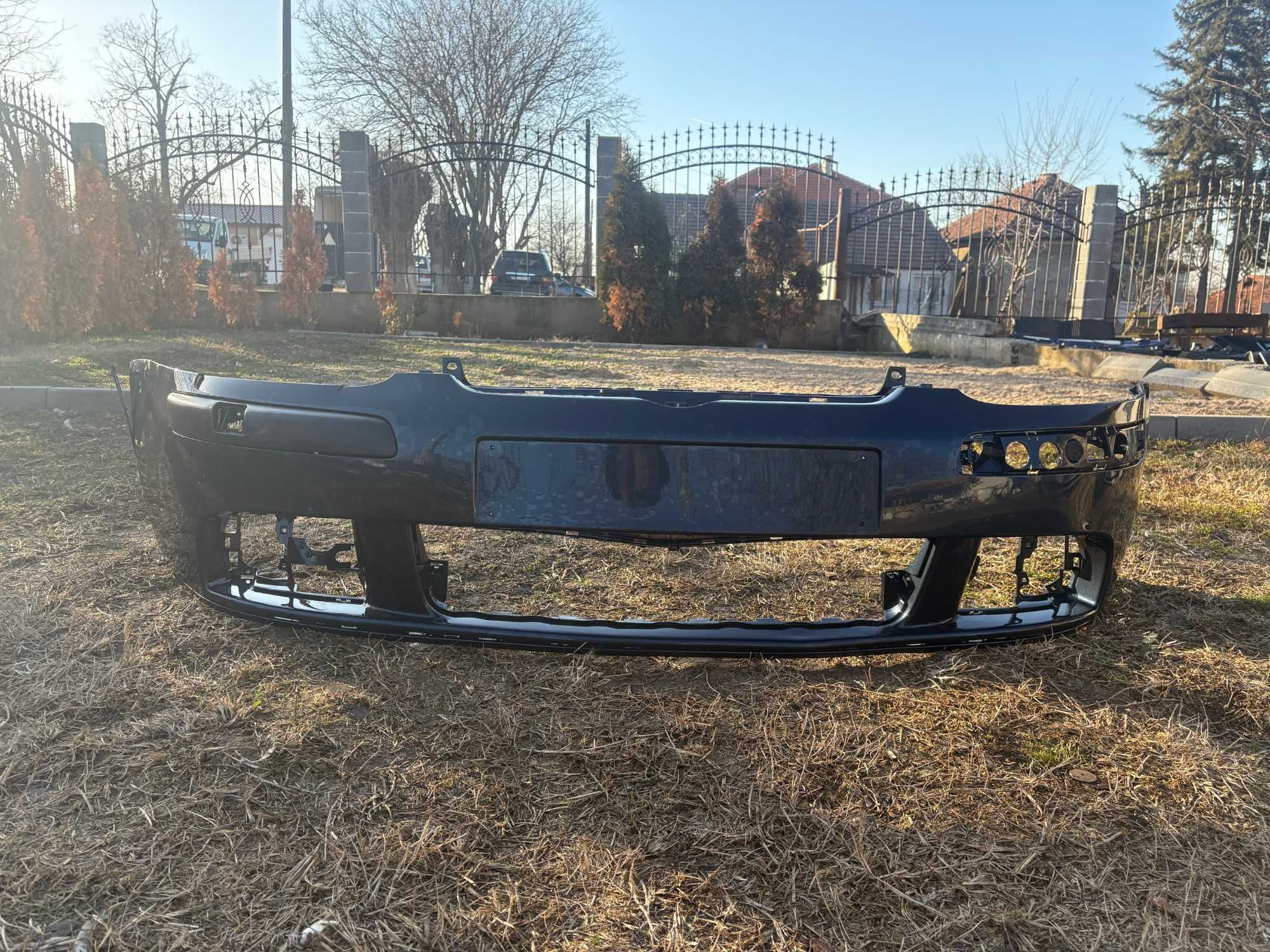 Предна броня за Голф 5 / VW Golf V