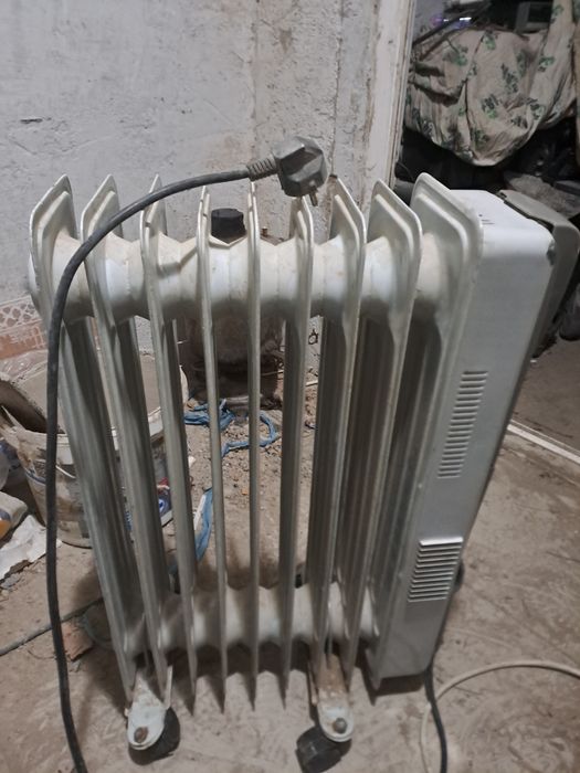 Маслянний обогреватель