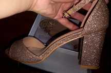 Sandale elegante crem stralucitor