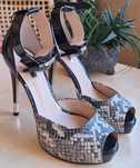 Sandale GUESS Elegante, 37, Tocuri 10cm, Platformă Comfort