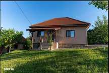 Casa cu teren generos modernizata și complet utilata în Vălișoara