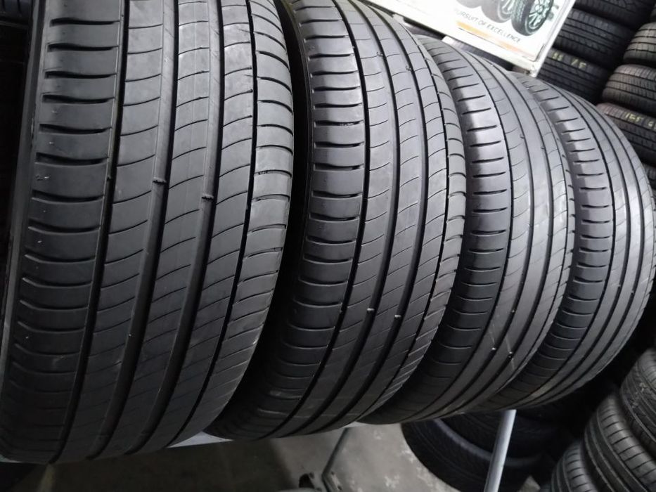 225 55 17, 205 55 17, 215 55 17 , 215 50 17 , 205 50 17, 245 50 17, 23