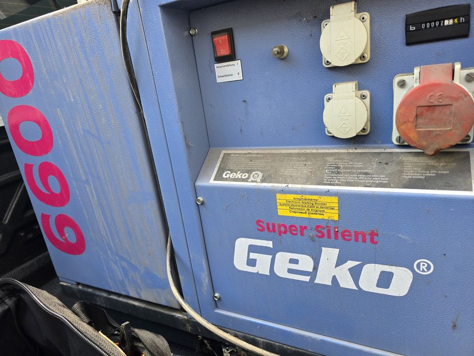 Бензиновый генератор Geko 6600 ED-AA/HEBA Super Silent в кожухе