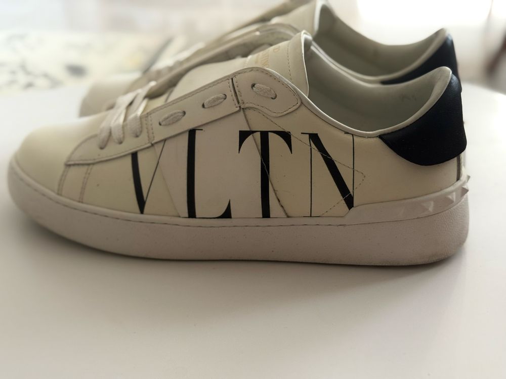 Valentino garavani