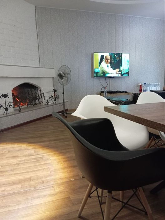 Сауна ,бассейн с подогревом.