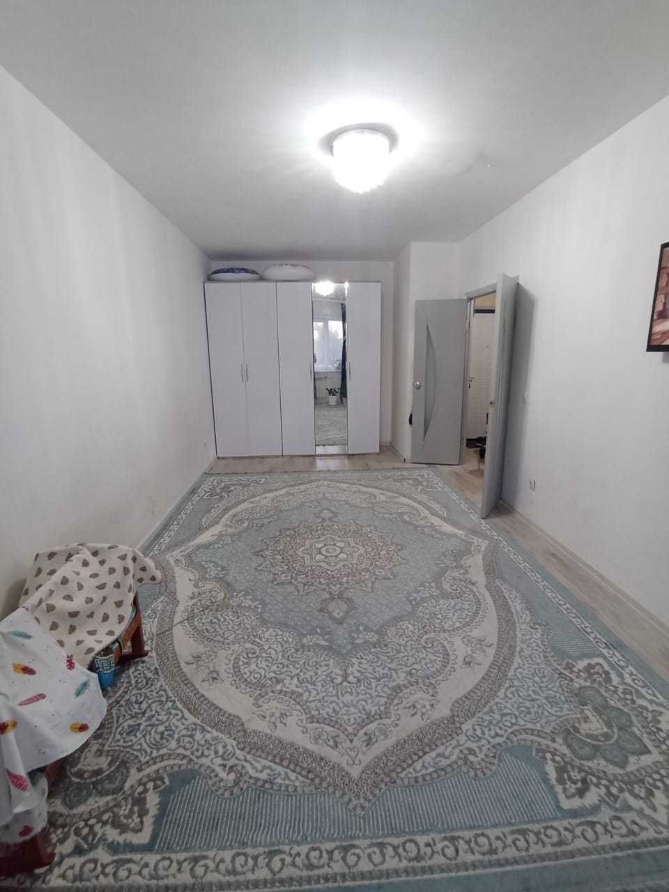 Продам 1 комн. квартиру в Уральске