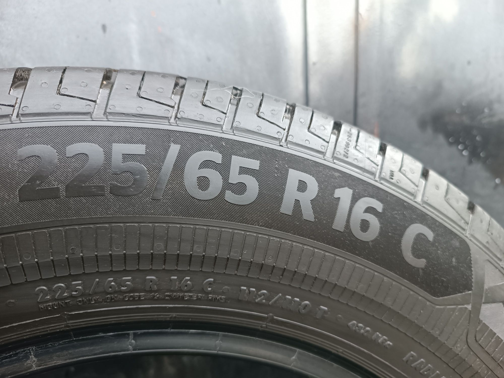 225/65/16 С Continental Дот 2021