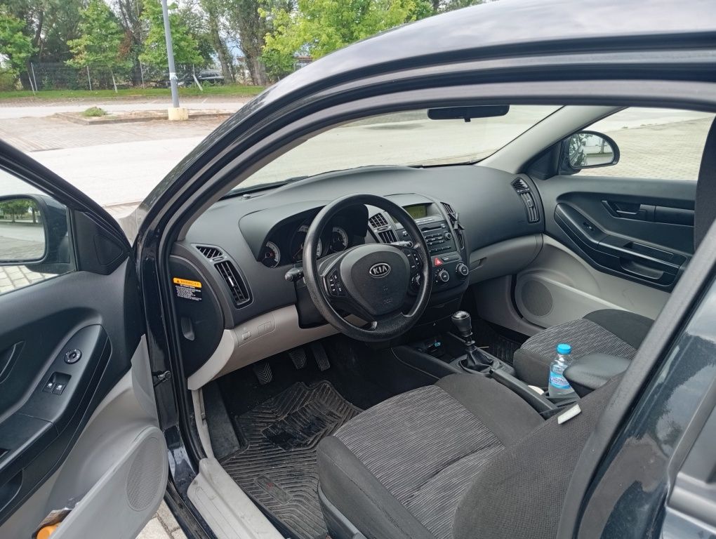 KIA CEED 1.4 16V