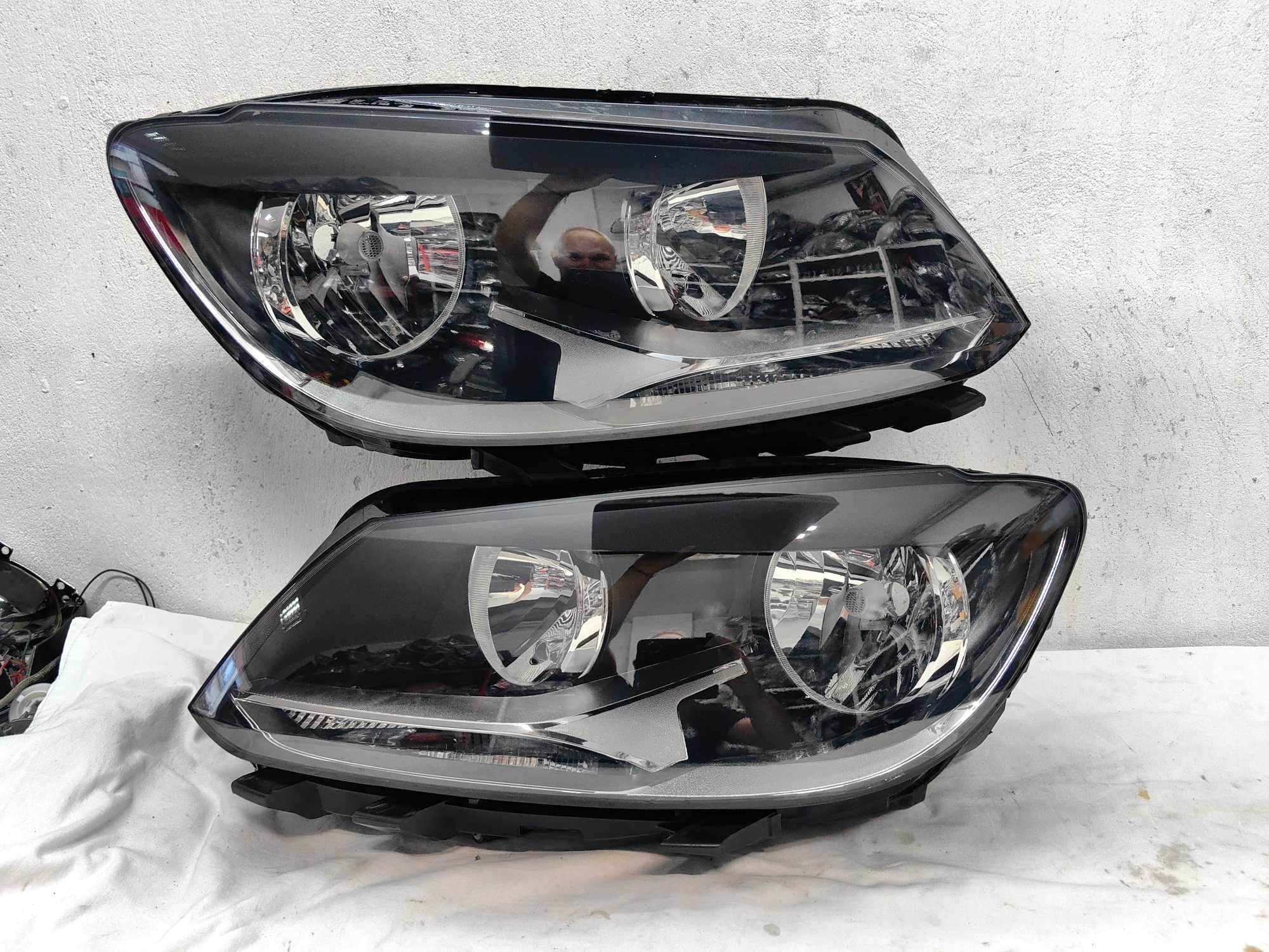 Оригинални фарове Vw Touran