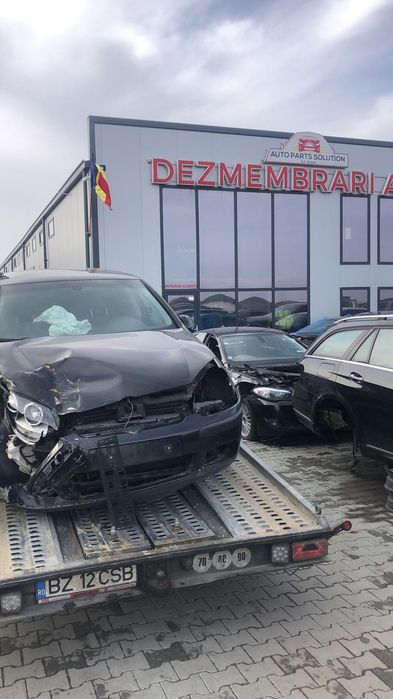 Dezmembram Volkswagen Golf 5 1.9 TDI an fabr. 2006