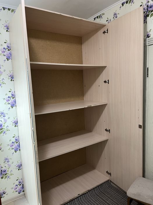 Продам шкаф шкаф