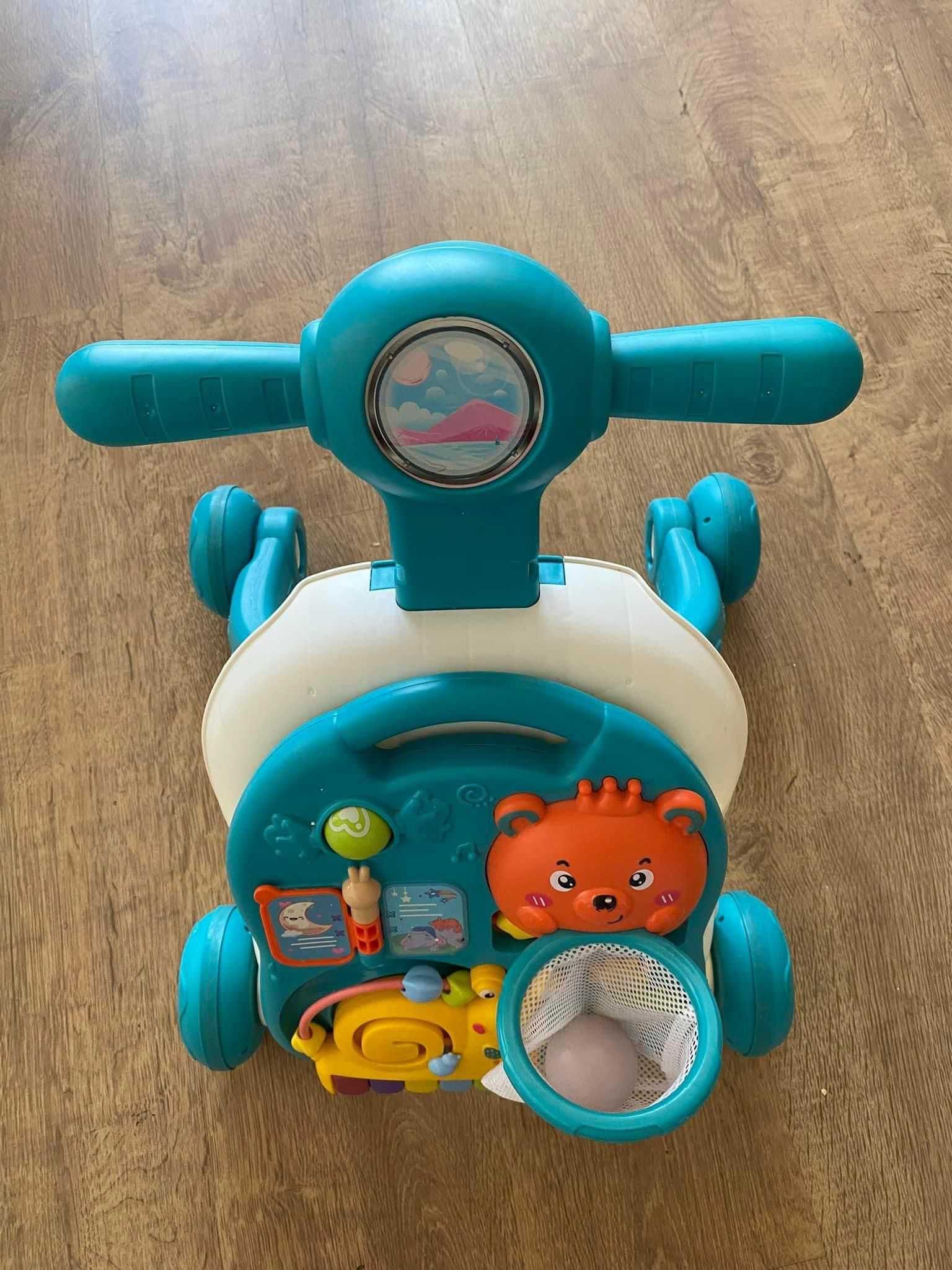 Проходилка за бутане и масичка 2в1 Baby Walker, с музика и светлини