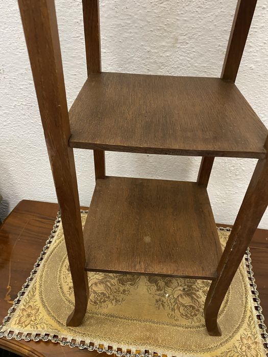 Френска поставка от дъб помощна маса