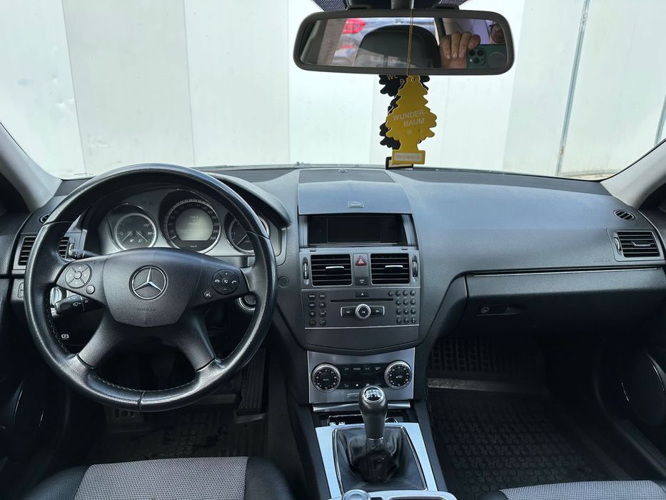 Mercedes-Benz C 200