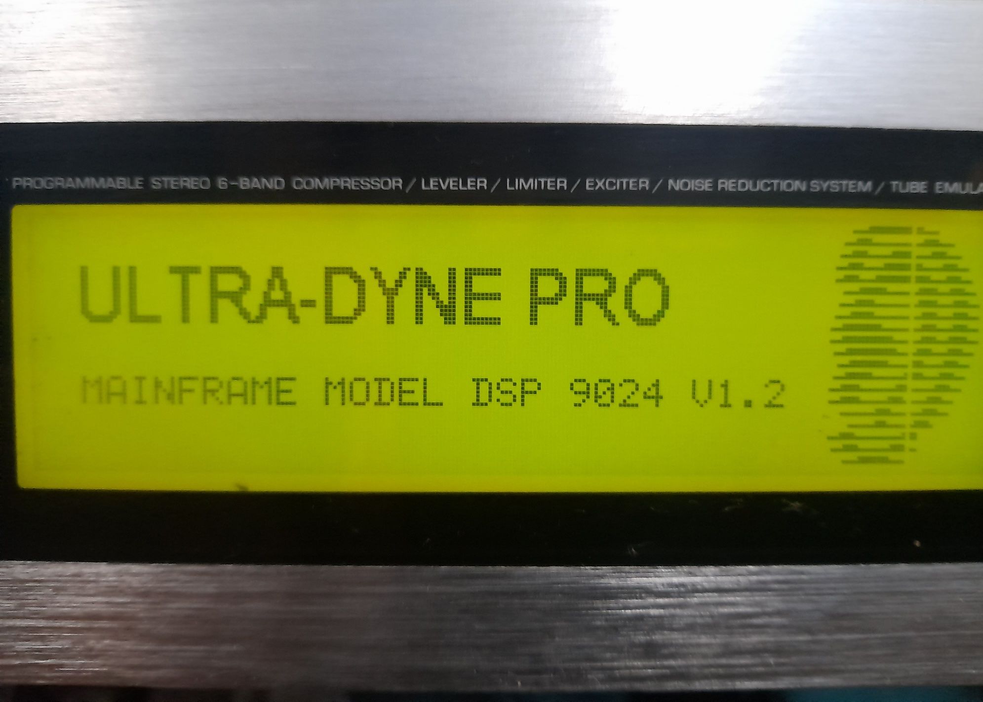 procesor audio Behringer Ultra-Dyne Pro 9024