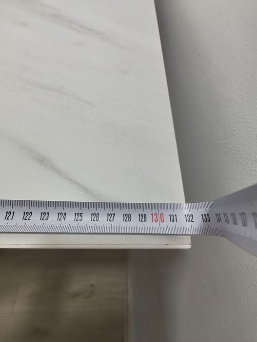 Masa cu compartiment secret