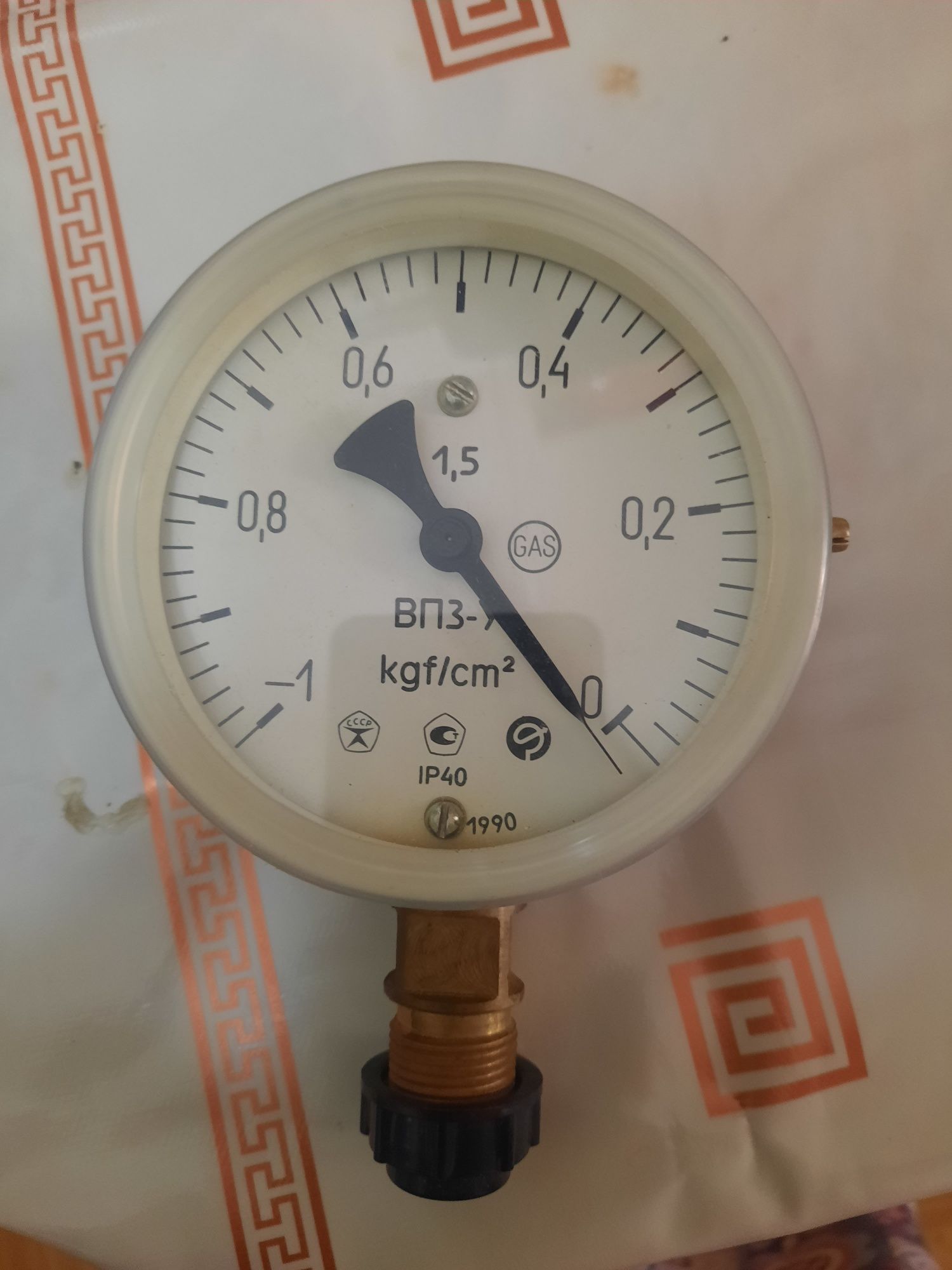Продаётся манометр