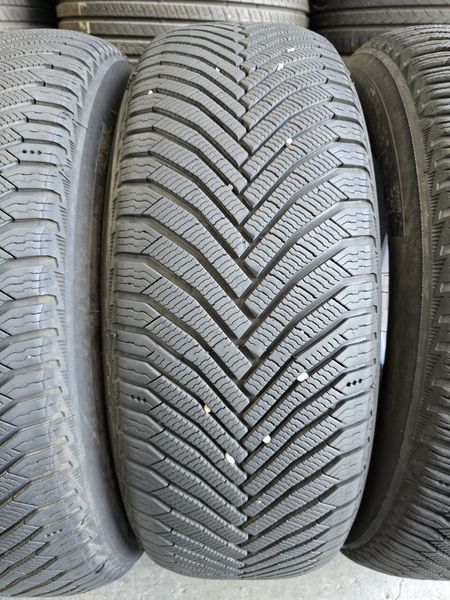 235/60/18 MICHELIN 4бр