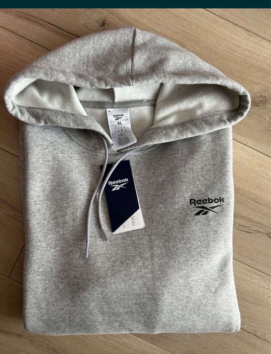 Суичър Reebok с качулка