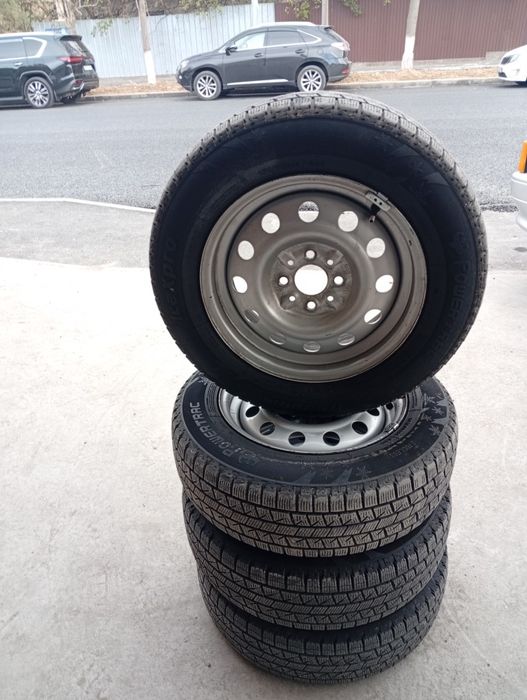 Зимний шина балон в сборе