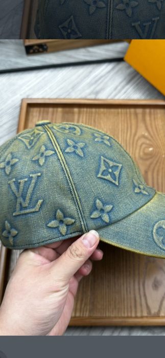 Șapcă Louis Vuitton, model 2026