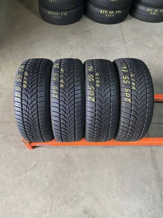 Anvelope iarna Dunlop 205 55 16