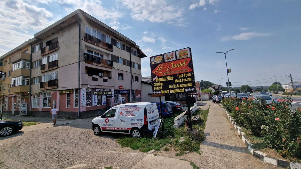 Afacere la cheie / Restaurant / Fast food / Patiserie / Racaciuni E85