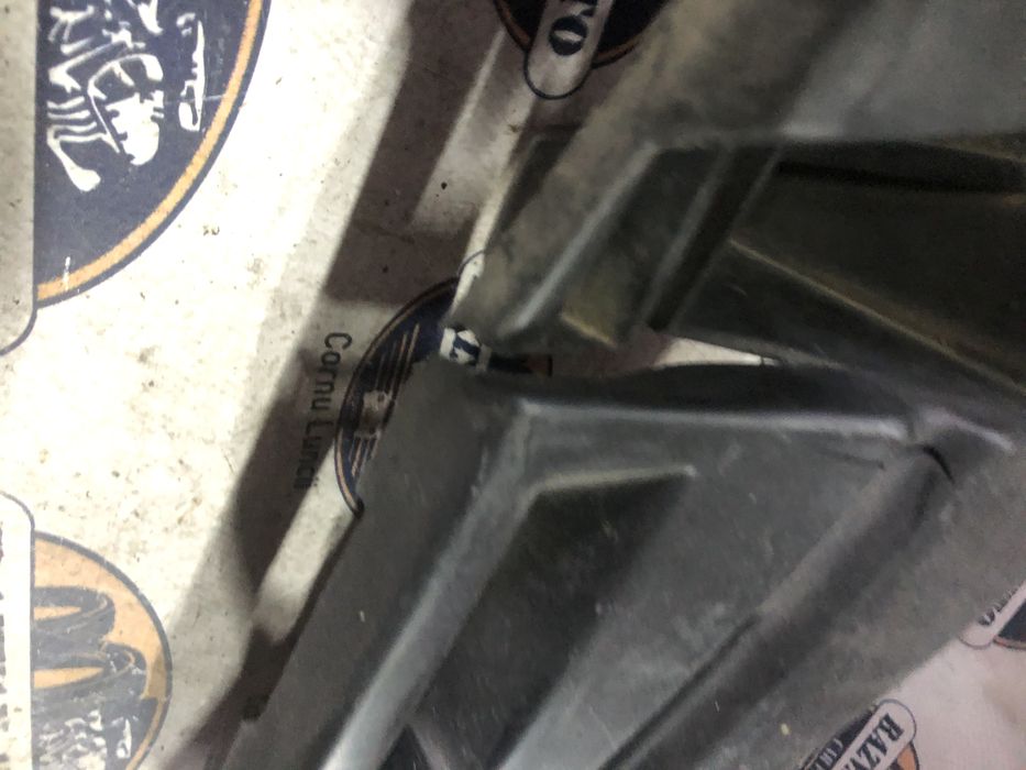 grila bara fata citroen c4 2010