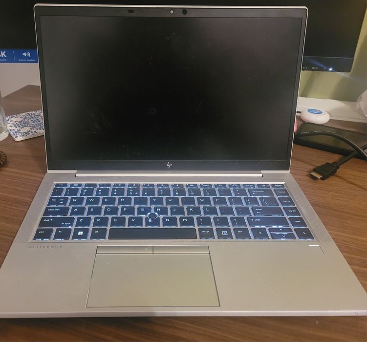 Laptop HP EliteBook 840 G7 14 inch display defect