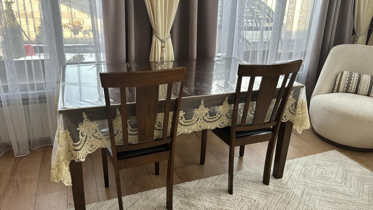 Ассалаумағалейкум баршаға срочно продаётся стол стули  как новый