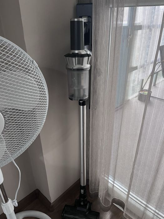 Акумолаторна прахосмукачка