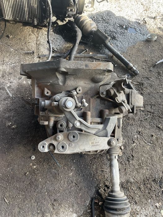 Скростна кутия за opel astra h 1.9 cdti 120 к с 6 скорости