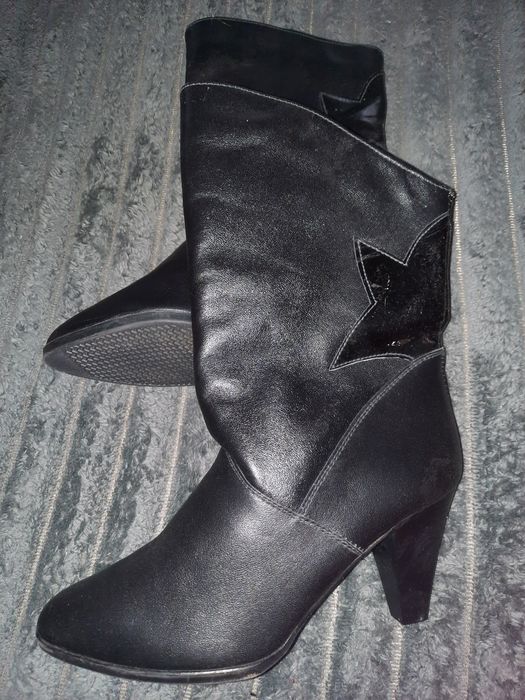 Новые 35 рр Рига Кожа сапожки дёшево