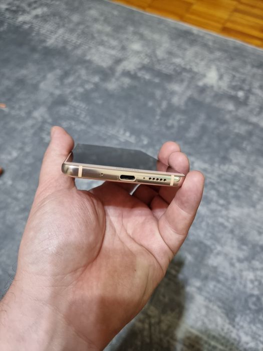 Huawei Mate 10 Pro 6/64 или обмен на часы