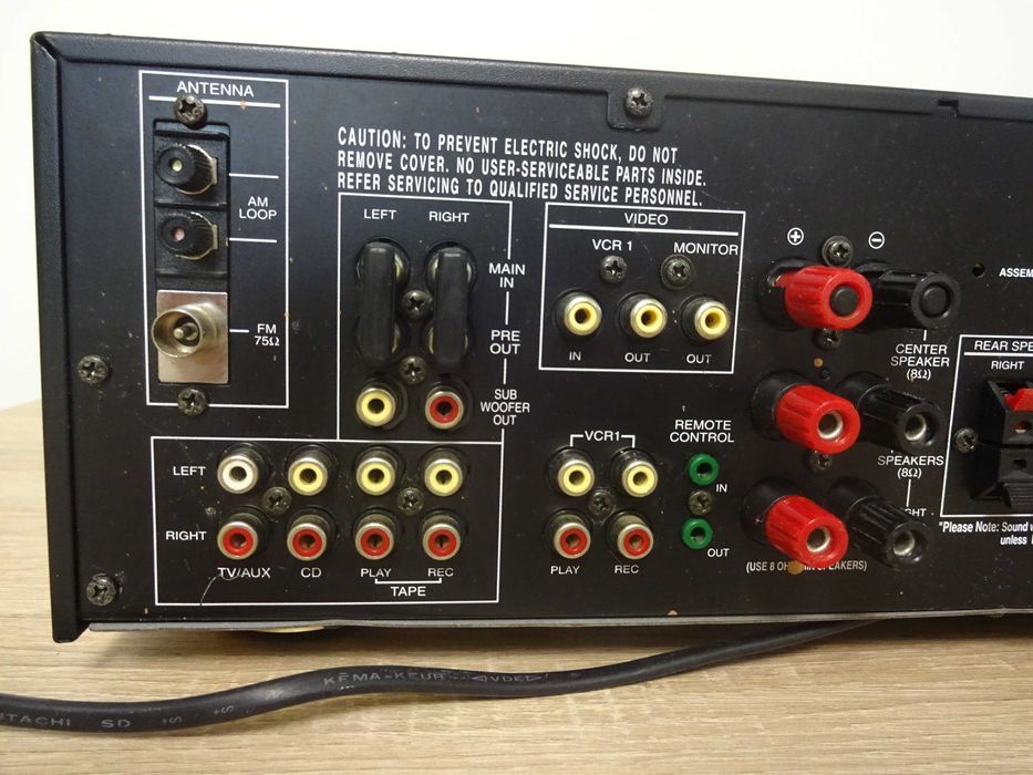 Amplificaor 5.1 Harman Kardon AVR-11