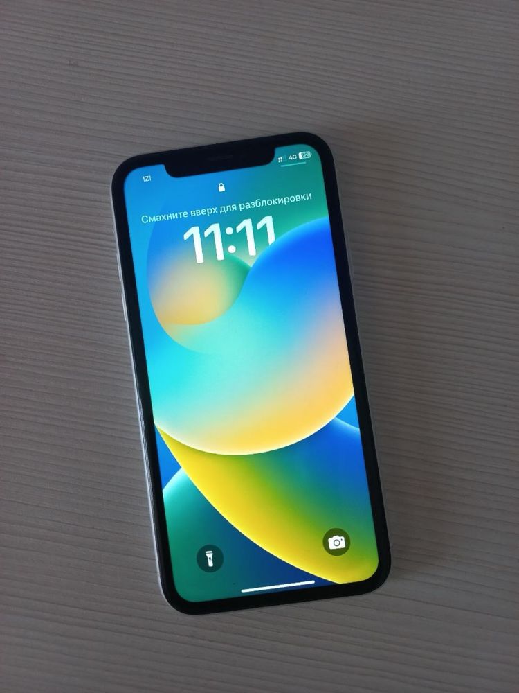 iPhone XR 64GB б/у
