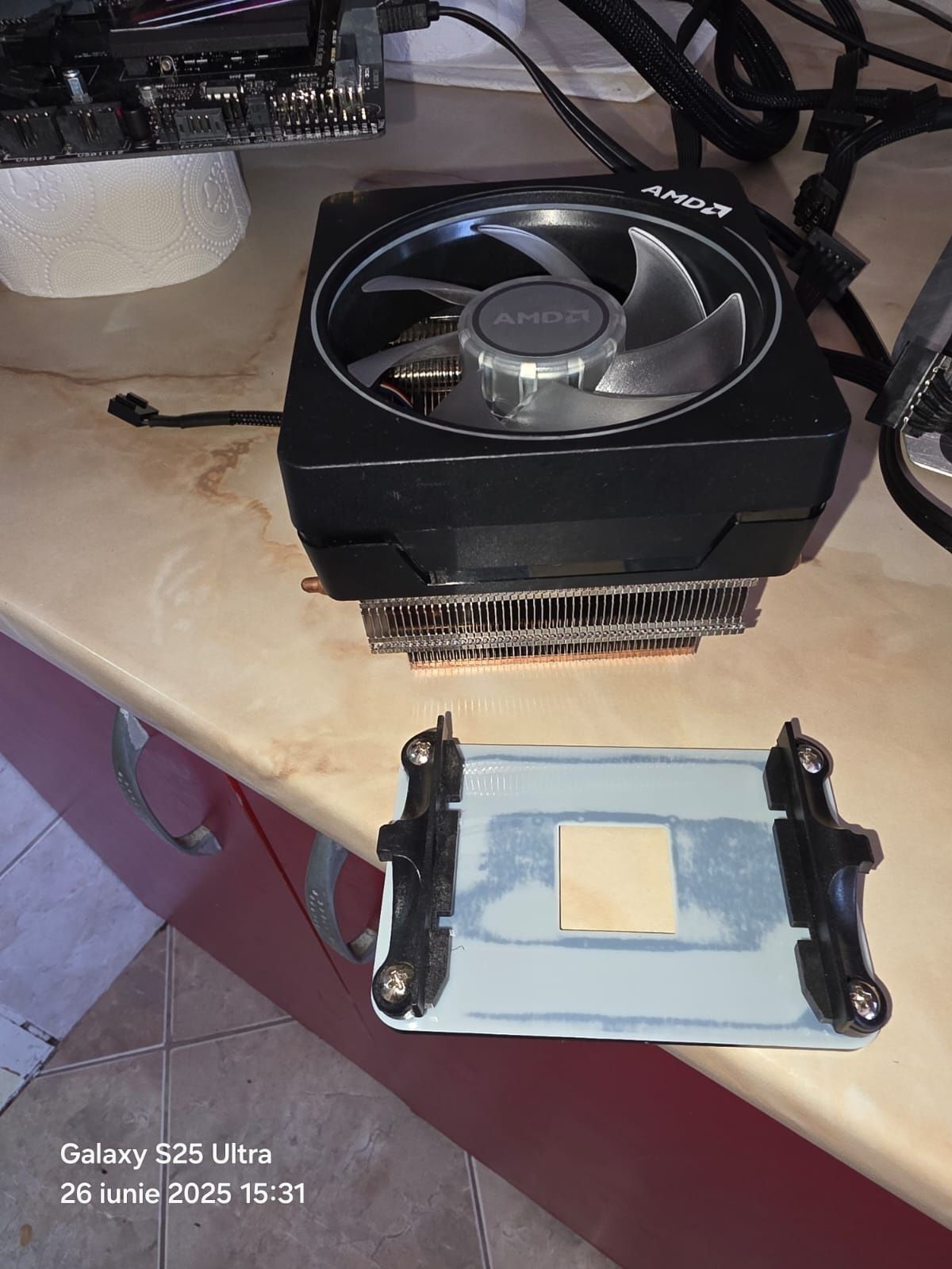 Vând Cooler RGB AMD AM4 Foarte silențios cu miez de cupru