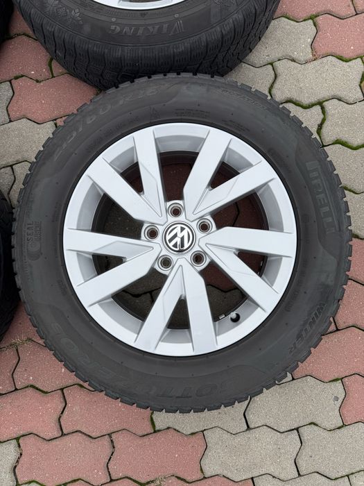 Jante de aluminiu originale VW Passat B8 R16 cu cauciucuri de iarna