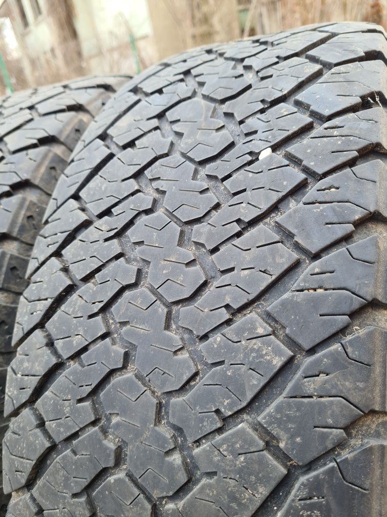 2 бр. гуми 255/60/18 Gripmax DOT 4819 5-6 mm