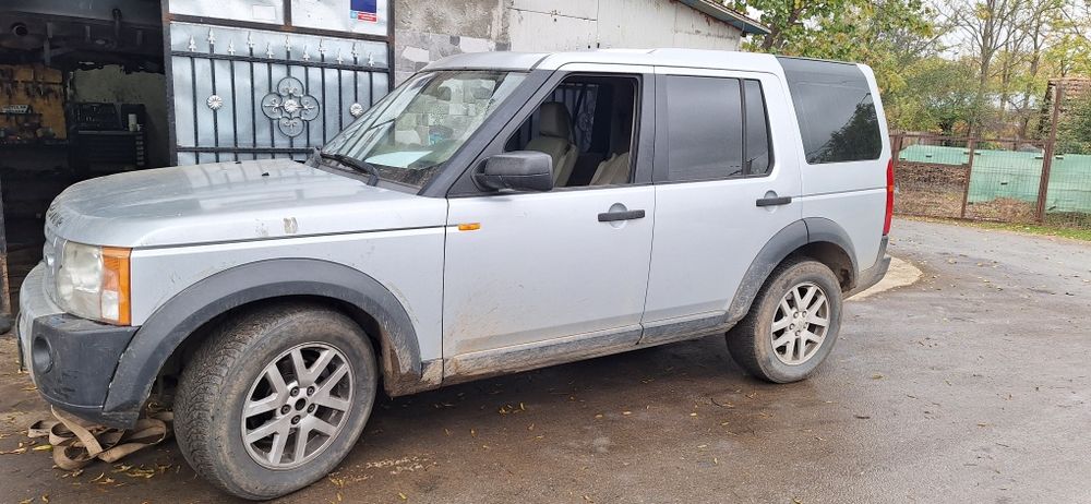 Vând Land Rover Discovery 3